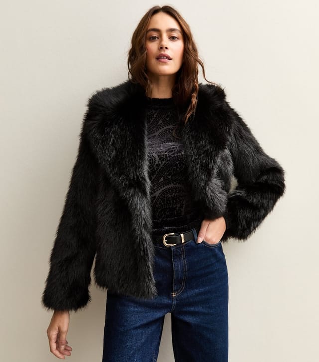 New Look Women's Black Faux Fur Coat New Look - 2