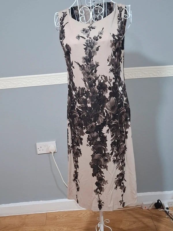 Maliparm Cream & Black Floral Midi Dress By Designer 10-12