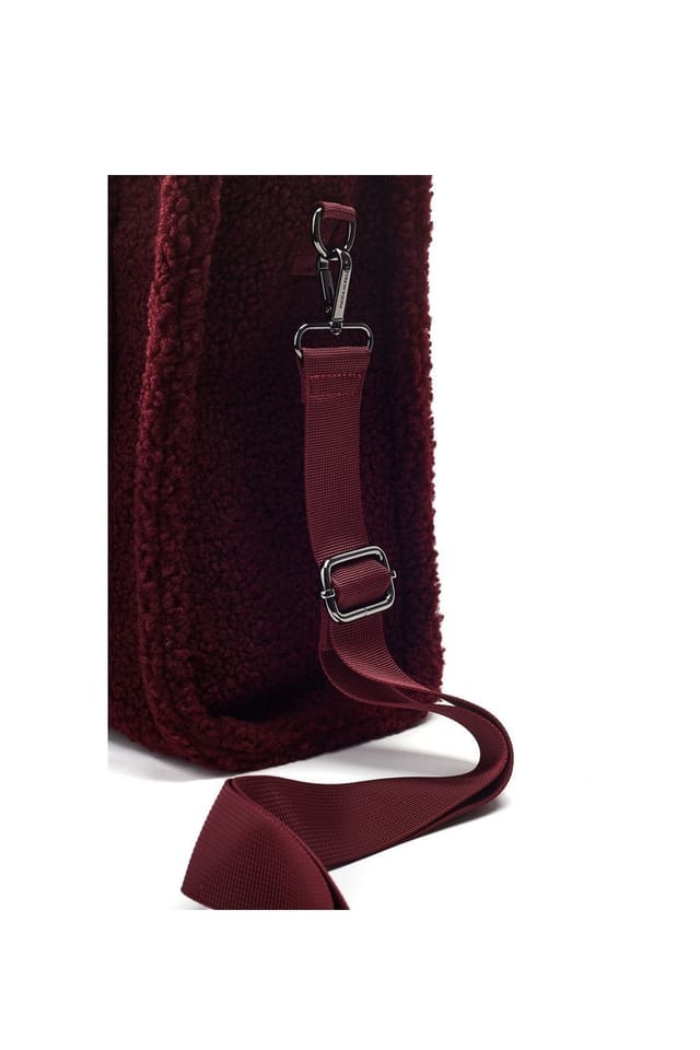 Moda In Pelle Moda In Pelle Women's 'Jemima Bag' Faux Fur Shoulder Bag in Burgundy - 3