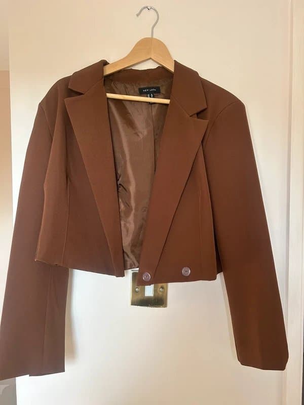 New Look New look cropped brown blazer