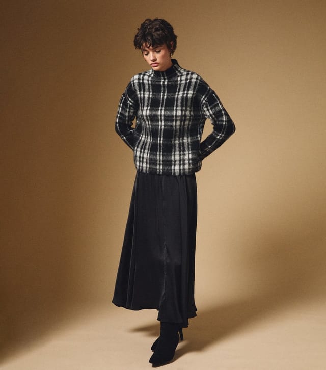New Look Women's Black Brushed Longline Check Jumper New Look - 2