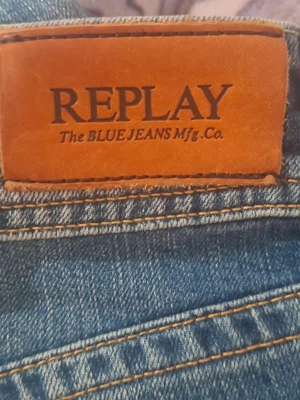 Replay Replay Relaxed Fit Jeans | W26 | Brand New Unworn | Premium Mid Blue Denim