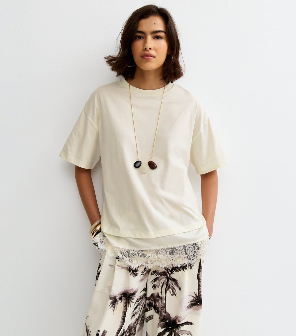 New Look Women's Off White Satin Lace Hem Oversized T-Shirt New Look