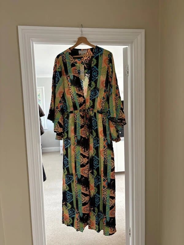 Never Fully Dressed Never Fully Dressed kimono/beach cover up