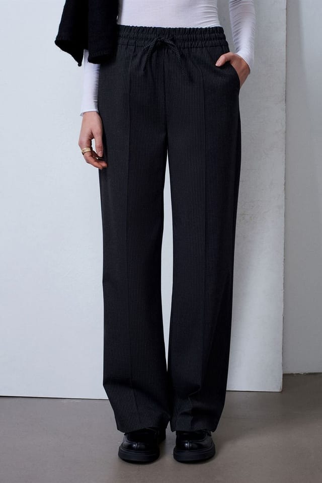 Dilvin Dilvin Women's Wide-Leg Pull-On Trousers in Charcoal - 3