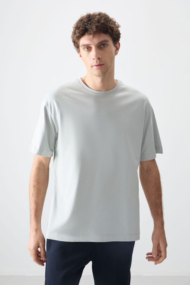 Tommy Life Tommy Life Men's Oversized Cotton Crew Neck T-Shirt in Light Grey - 2