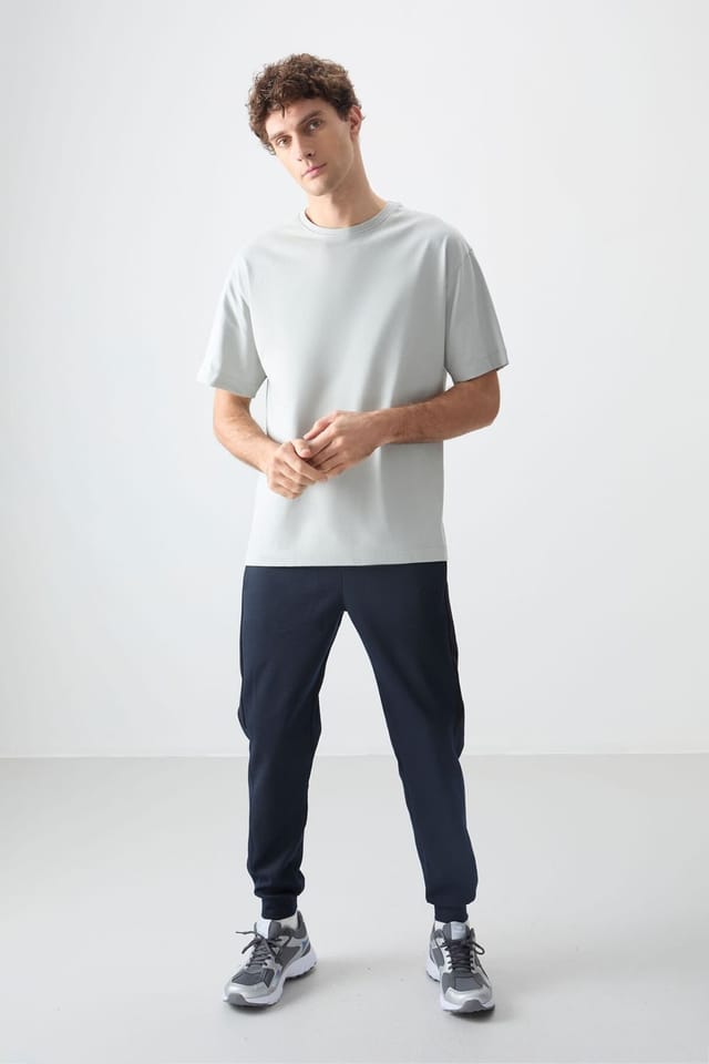 Tommy Life Tommy Life Men's Oversized Cotton Crew Neck T-Shirt in Light Grey - 3