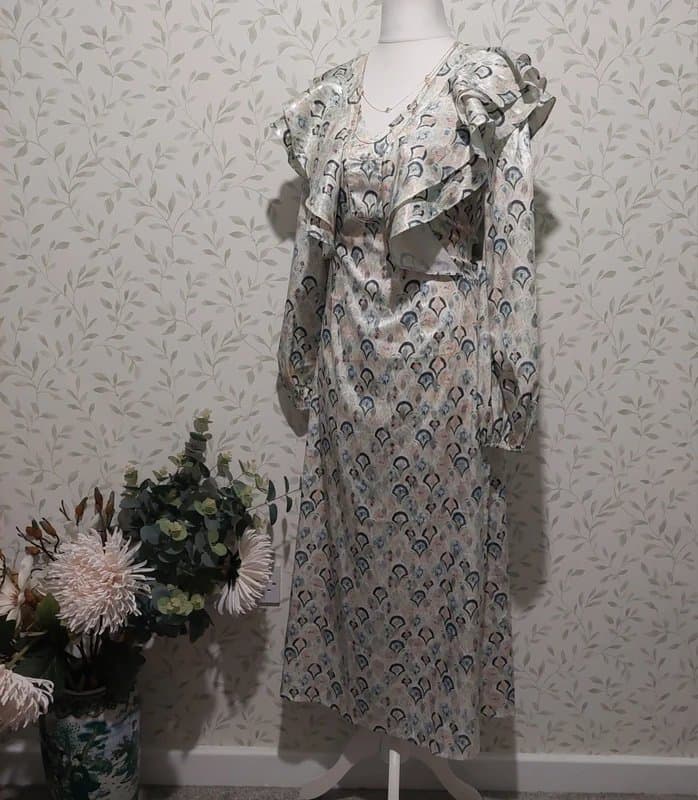 Never Fully Dressed Never Fully Dressed. Long dress. Size 8.