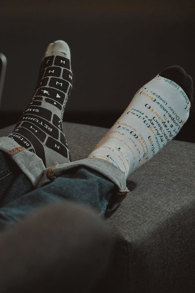 SPOX SOX SPOX SOX Men's 1 Pack Mismatched Novelty Odd Socks - IT Developer - 2