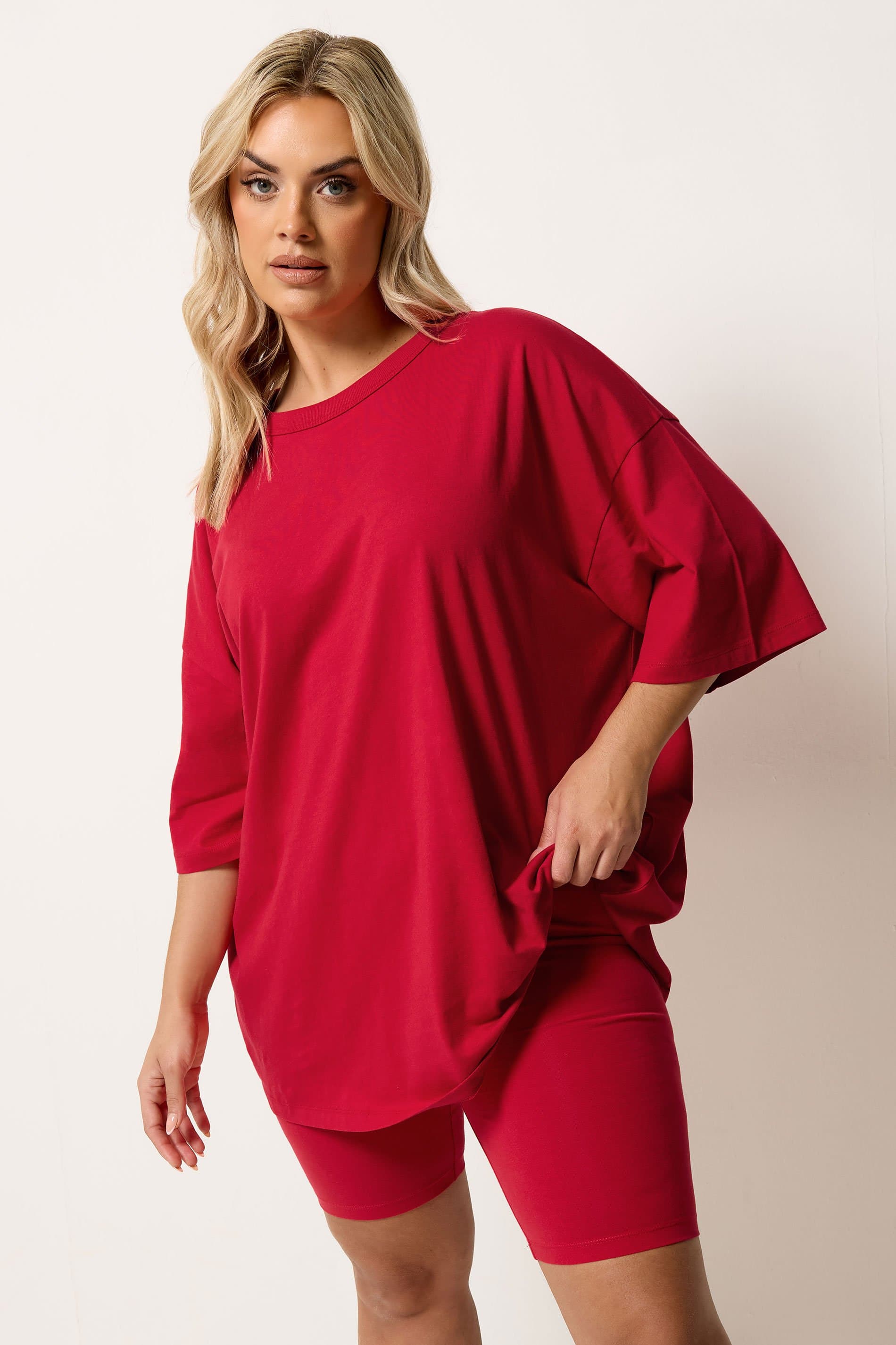 Yours Plus Size Red Shorts