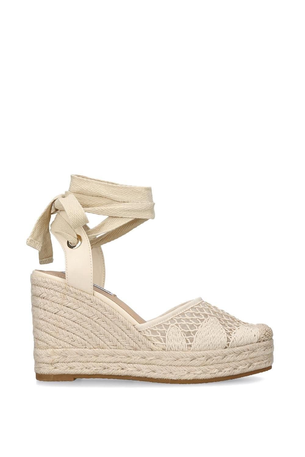 Steve Madden STEVE MADDEN Women's 'Osborn Cream' Fabric Sandals in Cream