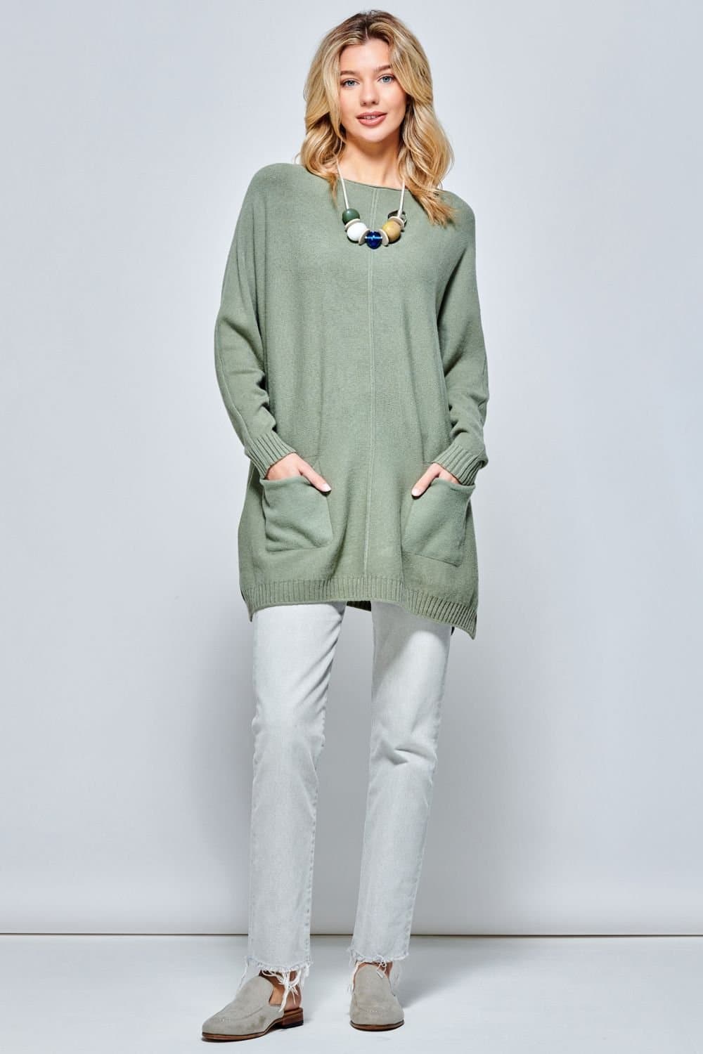 Jolie Moi Jolie Moi Women's Front Pocket Loose Fit Knit Jumper in Green