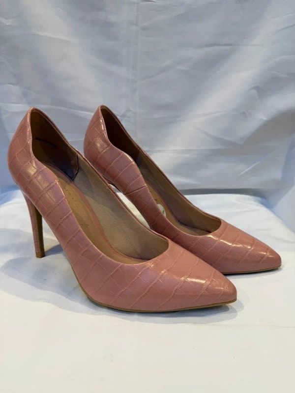 New Look New Look Court Shoes - UK6 - Blush Pink
