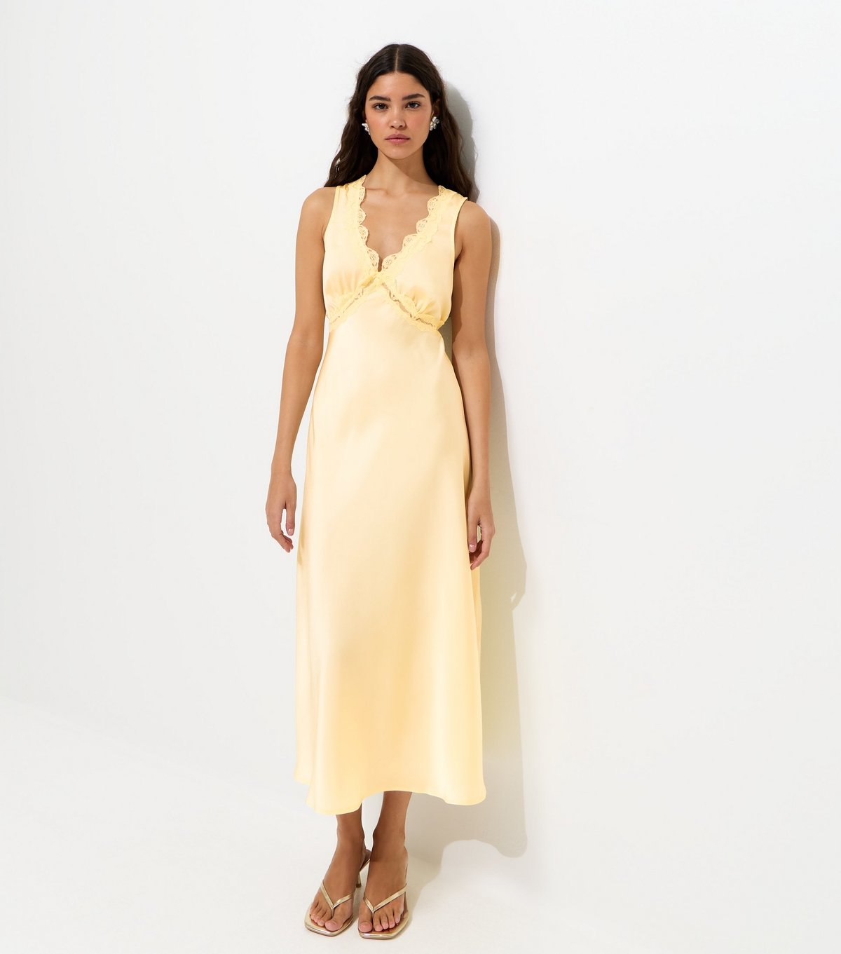 New Look Women's Yellow Satin Lace Trimmed V-Neck Midi Dress New Look - 3