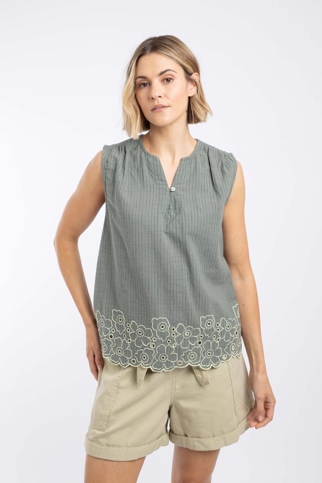 Weird Fish Weird Fish Women's Poppy Scalloped Hem Blouse in Green - 3