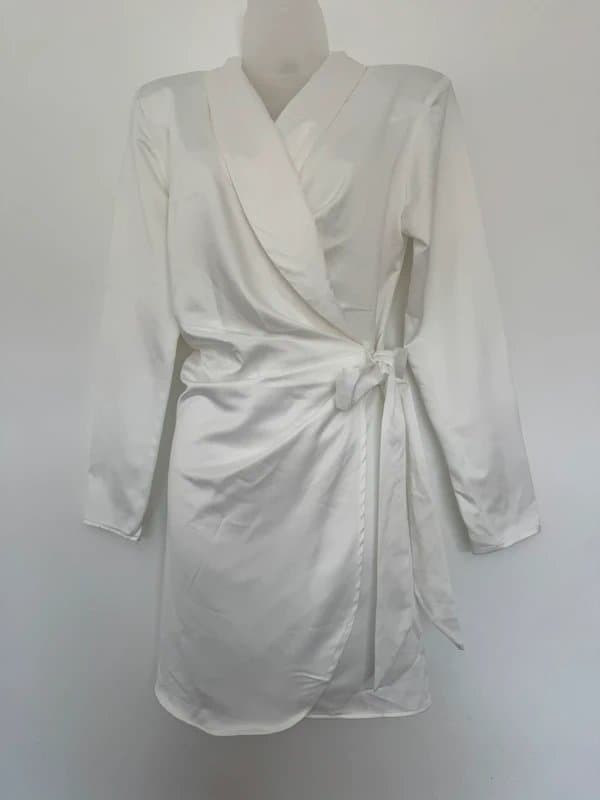 River Island * NEW * (shop floor) River Island white wrap party dress UK 12