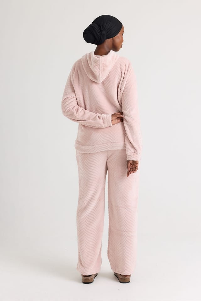 Pretty You London Pretty You London Women's Cosy Chevron Lounge Suit in Rose - 3