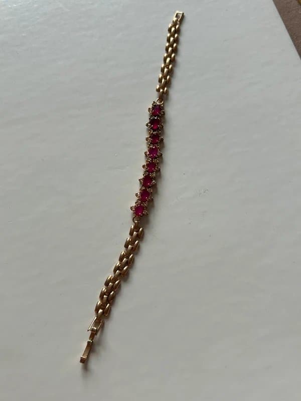 Vintage Red ruby faux crystal bracelet vintage