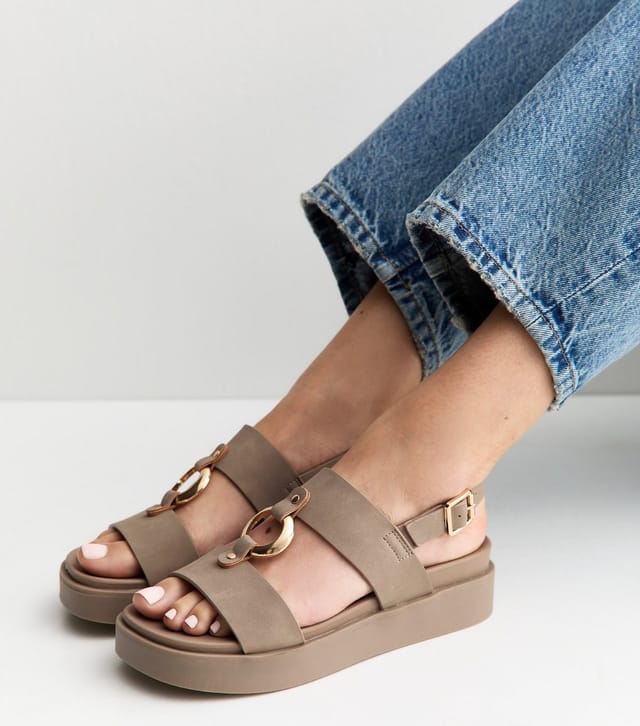 New Look Women's Light Brown Faux Suede Hardware Detail Flatform Sandals Vegan New Look - 2