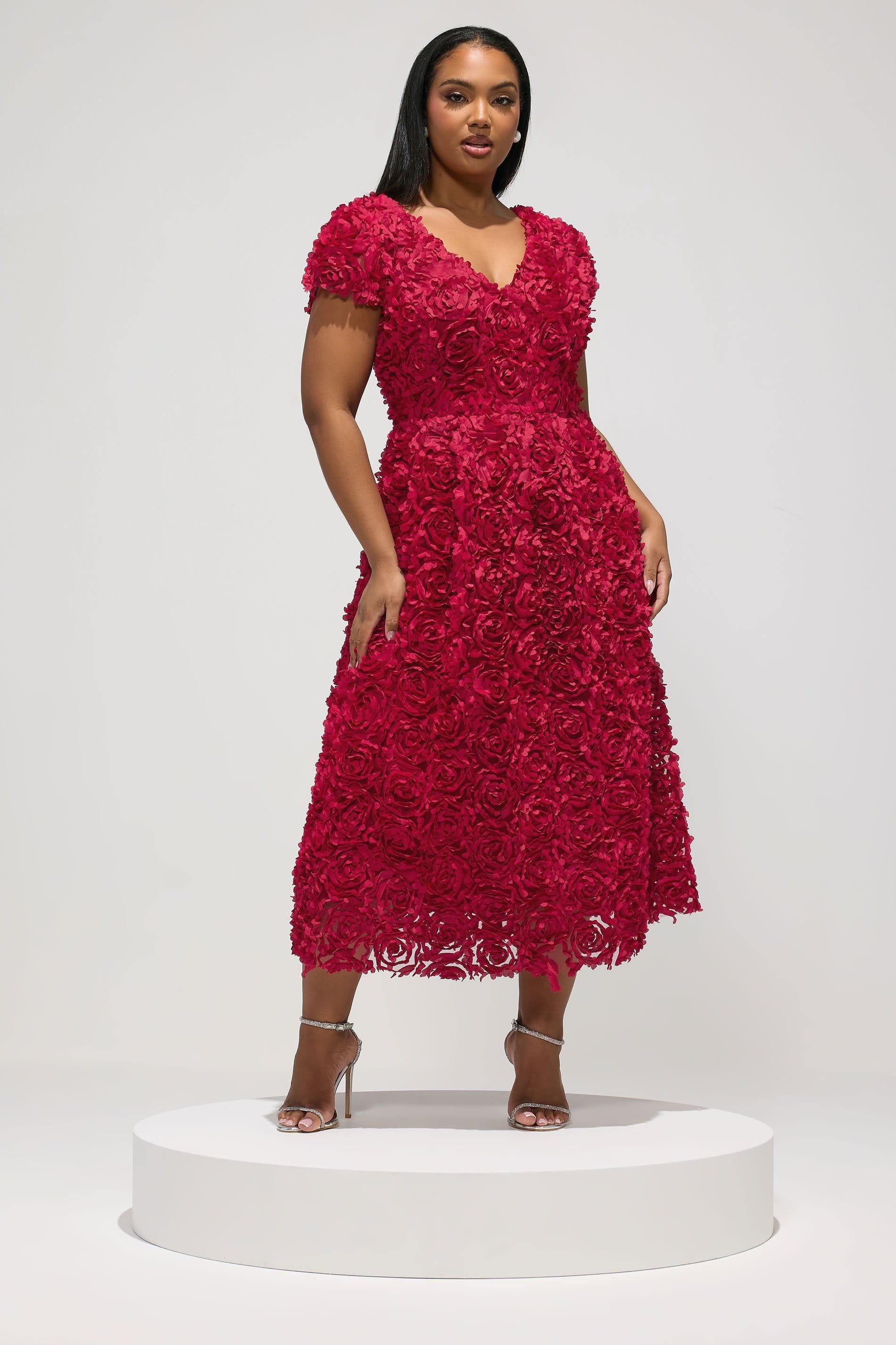 Yours Yours Women's Floral Skater Dress in Red - 4