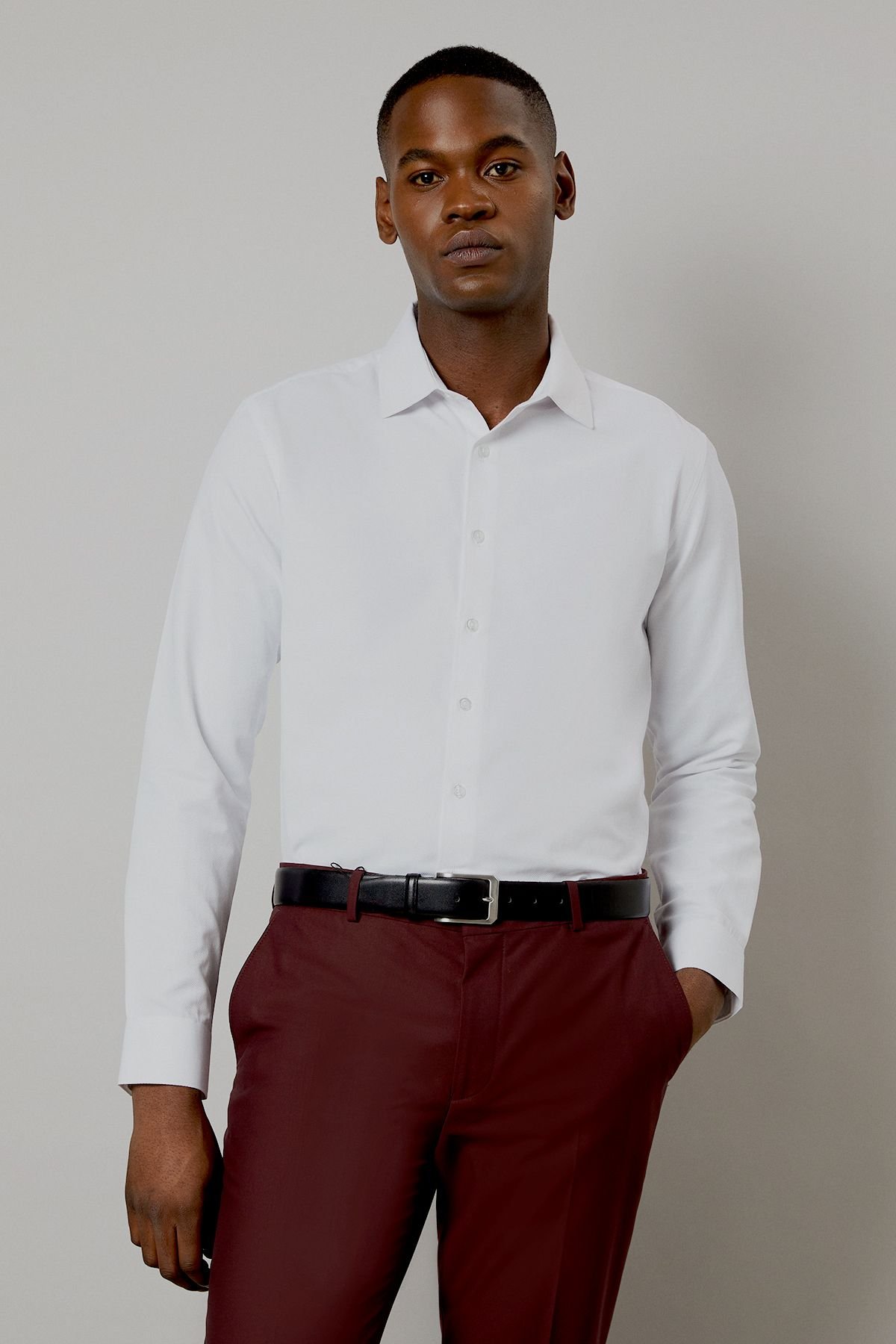 Burton Burton Men's White Easy Iron Cavalry Twill Slim Fit Long Sleeve Shirt - 2