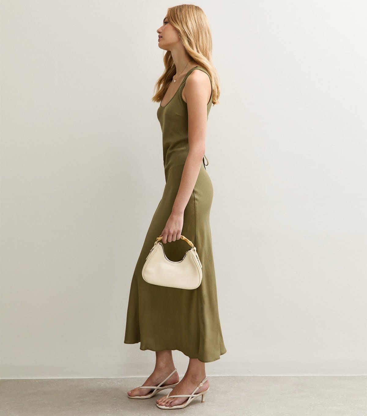 New Look Women's Khaki Scoop Neck Midaxi Dress with Linen New Look - 4