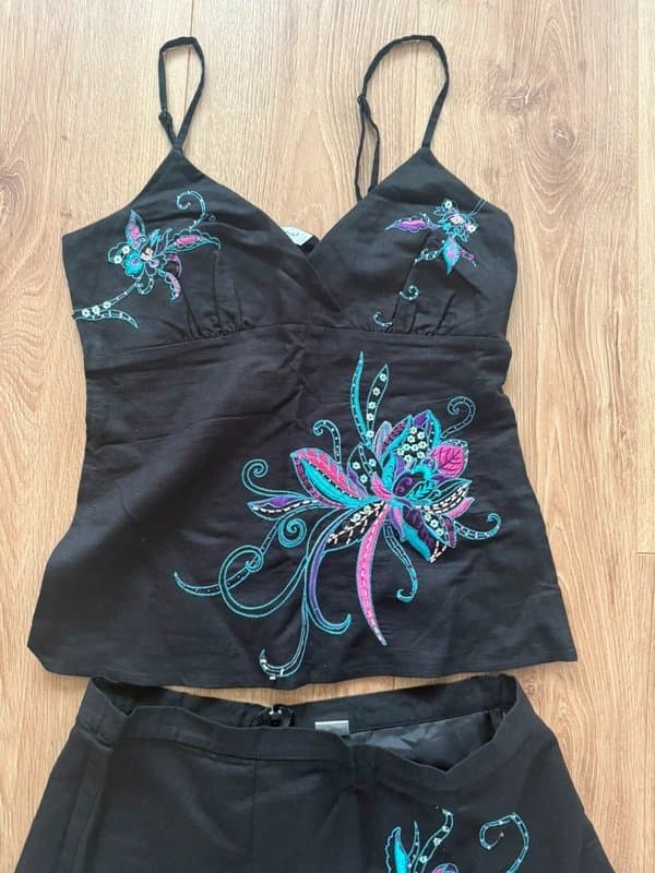 New Look 2 piece skirt and top  black