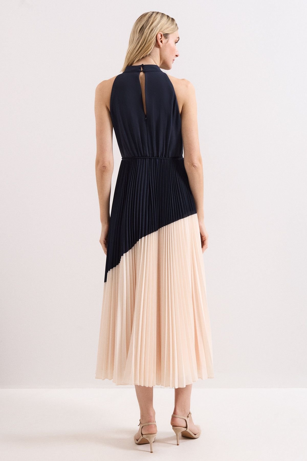 Phase Eight Phase Eight Women's Kimira Halter Pleated Midi Dress in Dark Navy - 4