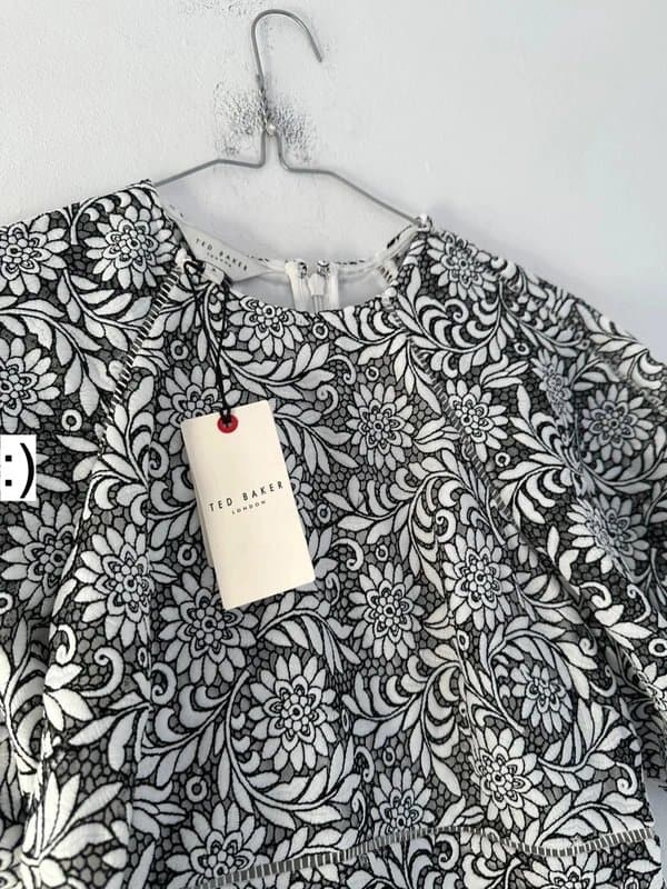 Ted Baker Ted baker dress midi lace anglaise black white floral £325 size 2 Uk 10 boho puff sleeve