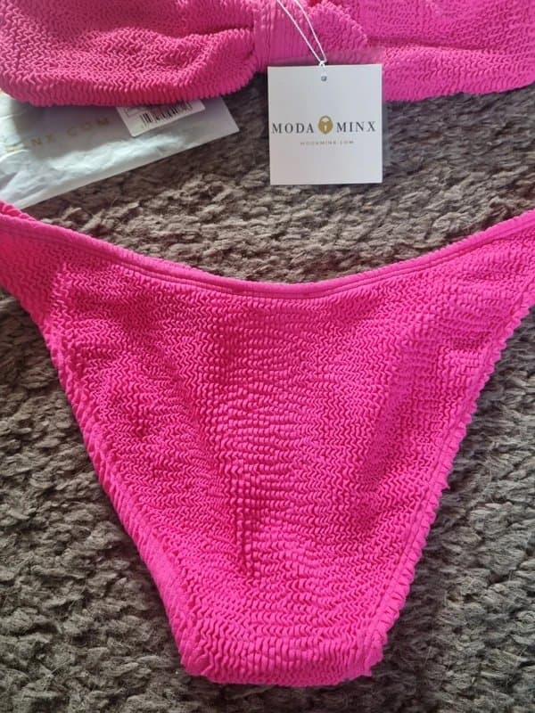 Moda Minx Moda Minx Raspberry scrunch bandeau full-bum bikini set size L