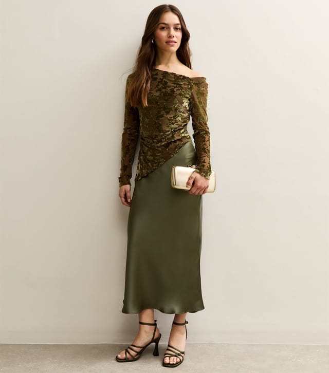 New Look Women's Petite Light Khaki Satin Bias Cut Midi Skirt New Look - 3