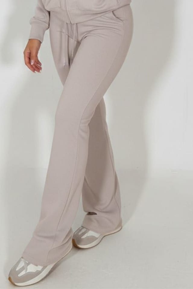 STYLEWISE STYLEWISE Women's Bubble Hem Jacket & Trouser Loungewear Set - Oversized - Co-ord Set in Light Grey - 3