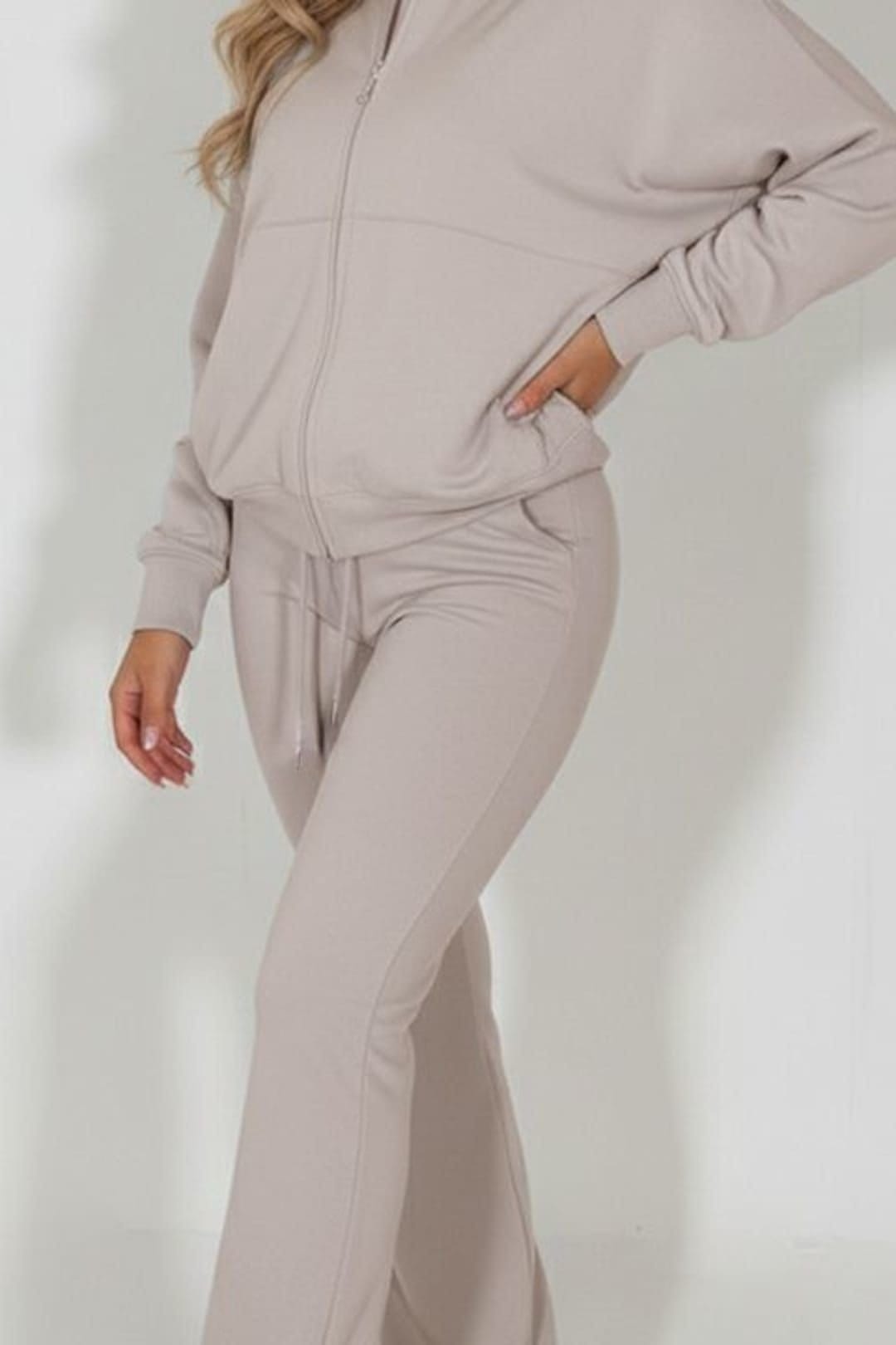 STYLEWISE STYLEWISE Women's Bubble Hem Jacket & Trouser Loungewear Set - Oversized - Co-ord Set in Light Grey - 4