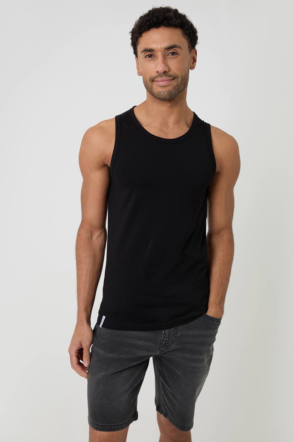 Threadbare Threadbare Men's 3-Pack Cotton Crew Neck Vests - 2