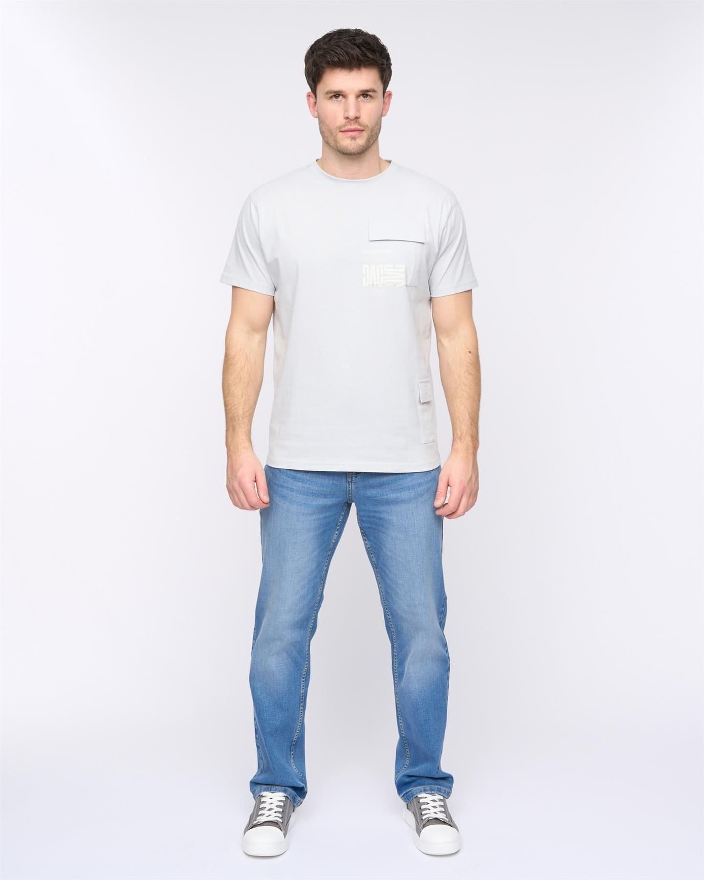 Duck&Cover Duck&Cover Rushawn Men's Modern Slim-Fit Jeans in Light Blue - 4