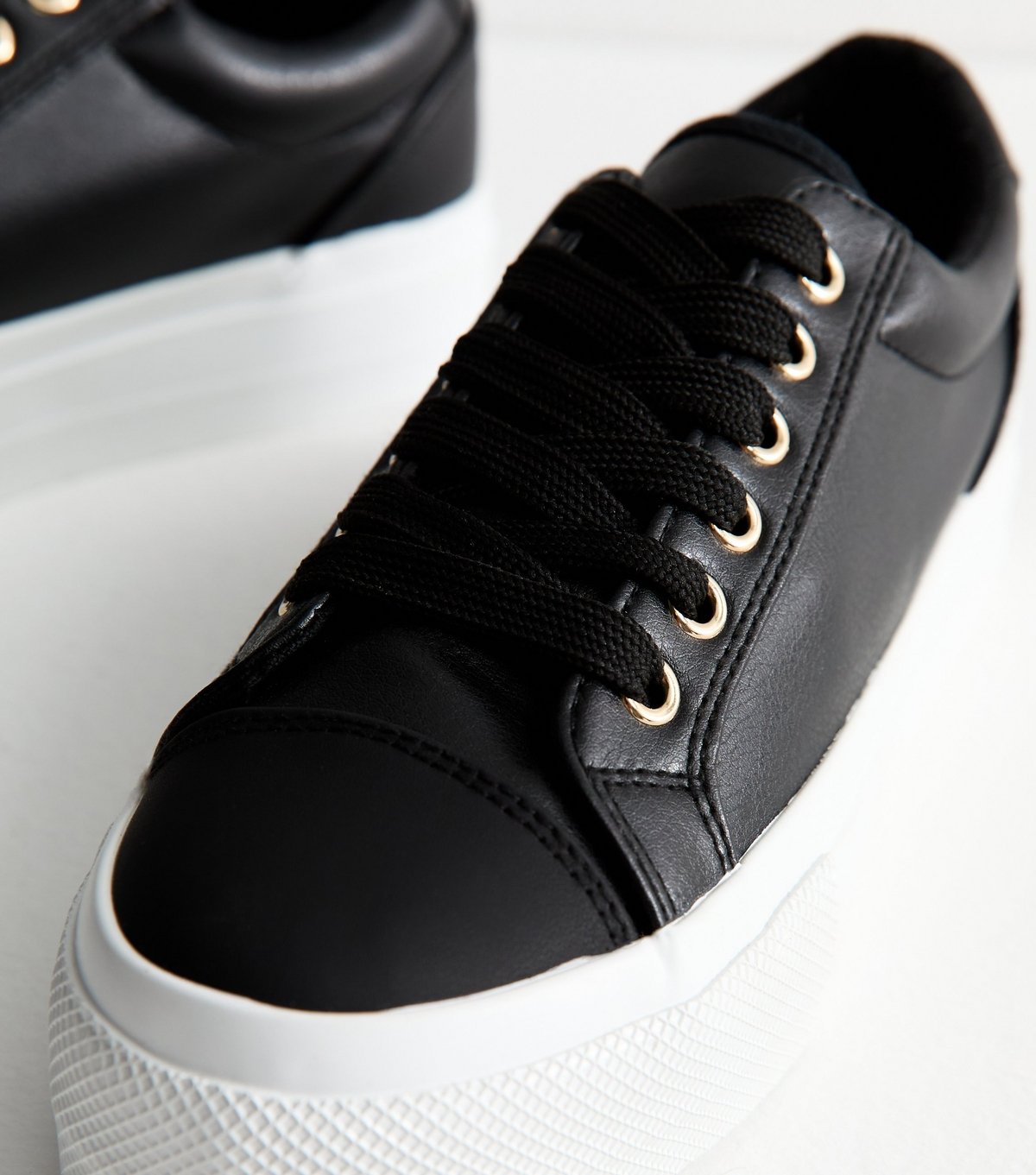 New Look Women's Black Platform Sole Pebbled Faux Leather Trainers Vegan New Look - 3