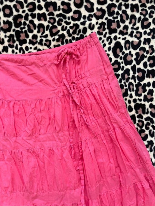 Jones Jones floaty midi skirt