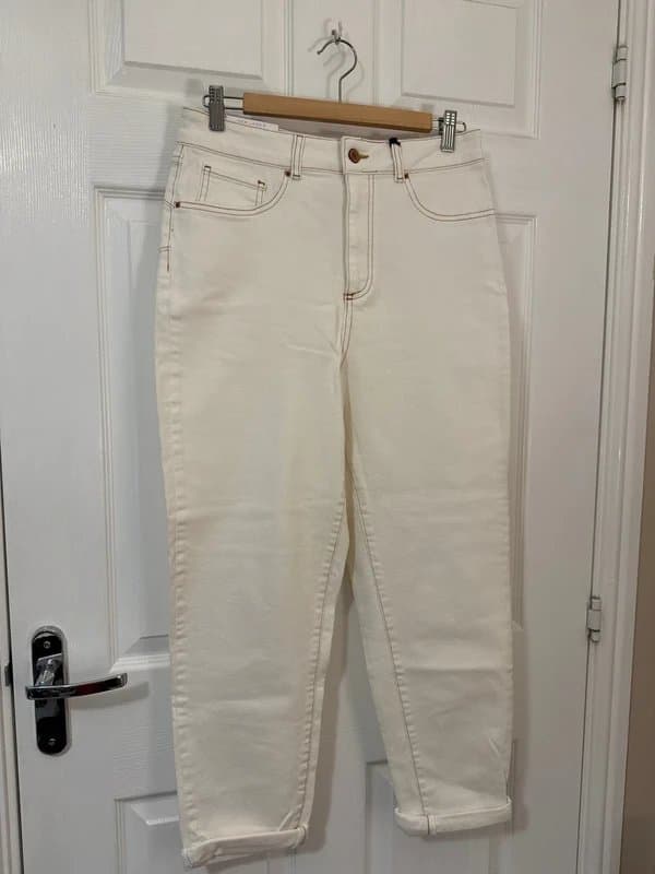 New Look New look Mom white stitch jeans