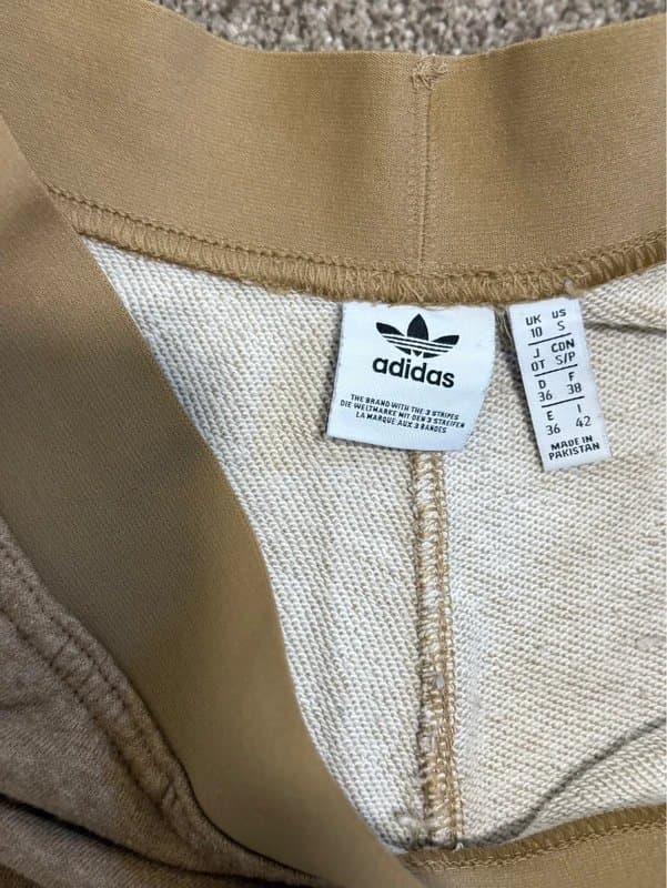 adidas Adidas Originals Beige Sweat Shorts UK 10 Elastic Waist Casual Lounge Shorts