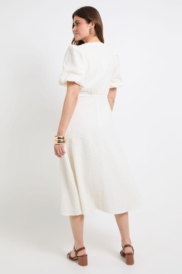 Wallis Wallis Women's Textured Puff Sleeve Midi Dress in Ivory - 3