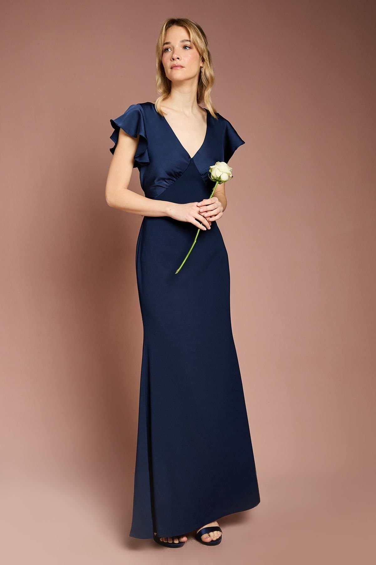 Coast Coast Women's Honoured V Neck Angel Short Sleeve Satin Maxi Bridesmaid Dress in Navy