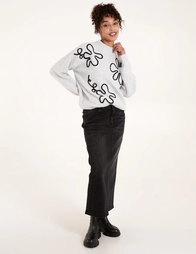 Blue Vanilla Abstract Flower Embroidery Jumper - 2