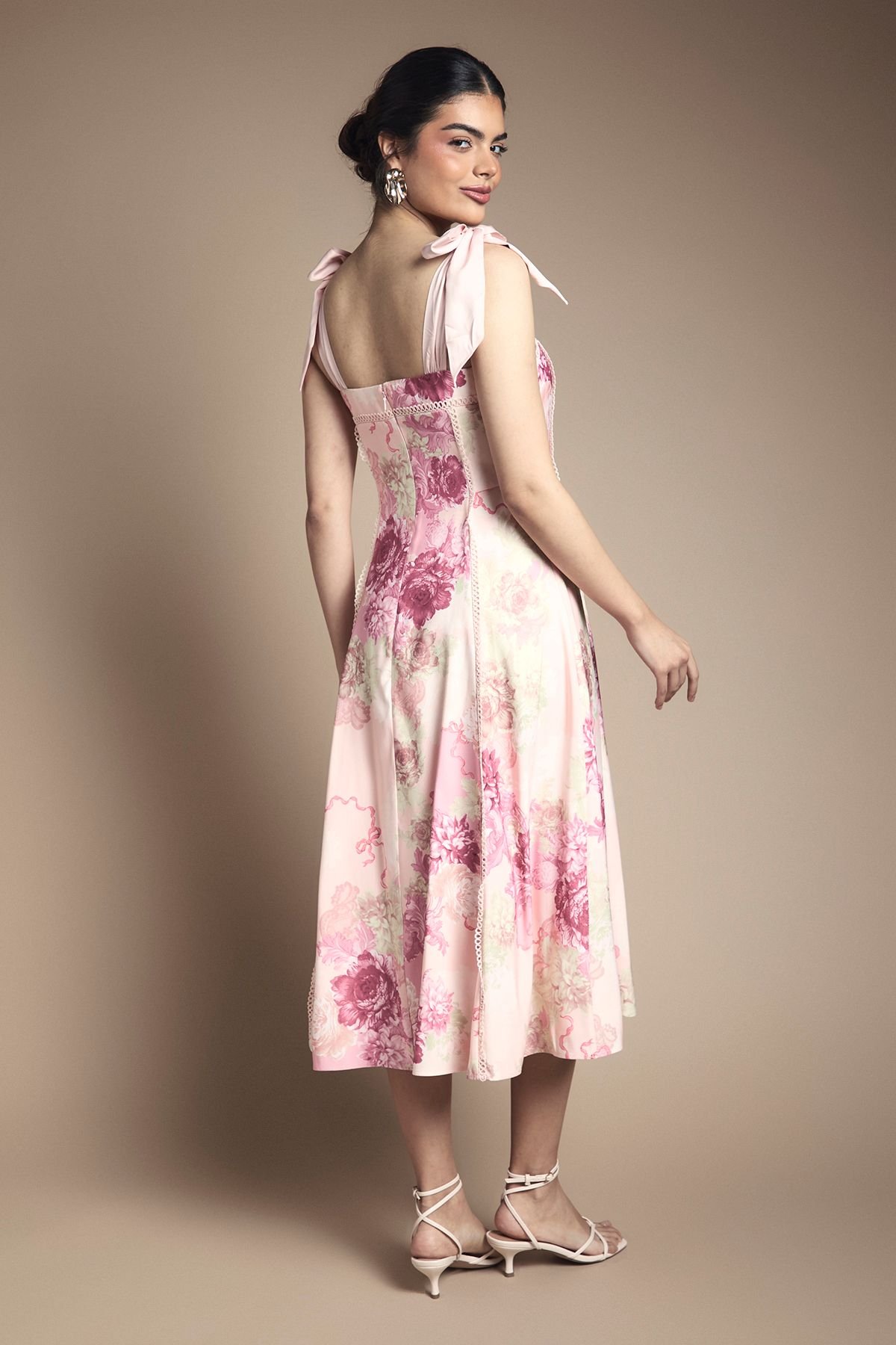 Oasis Oasis Women's Bow Strap Midi Prom Dress in Floral - 3