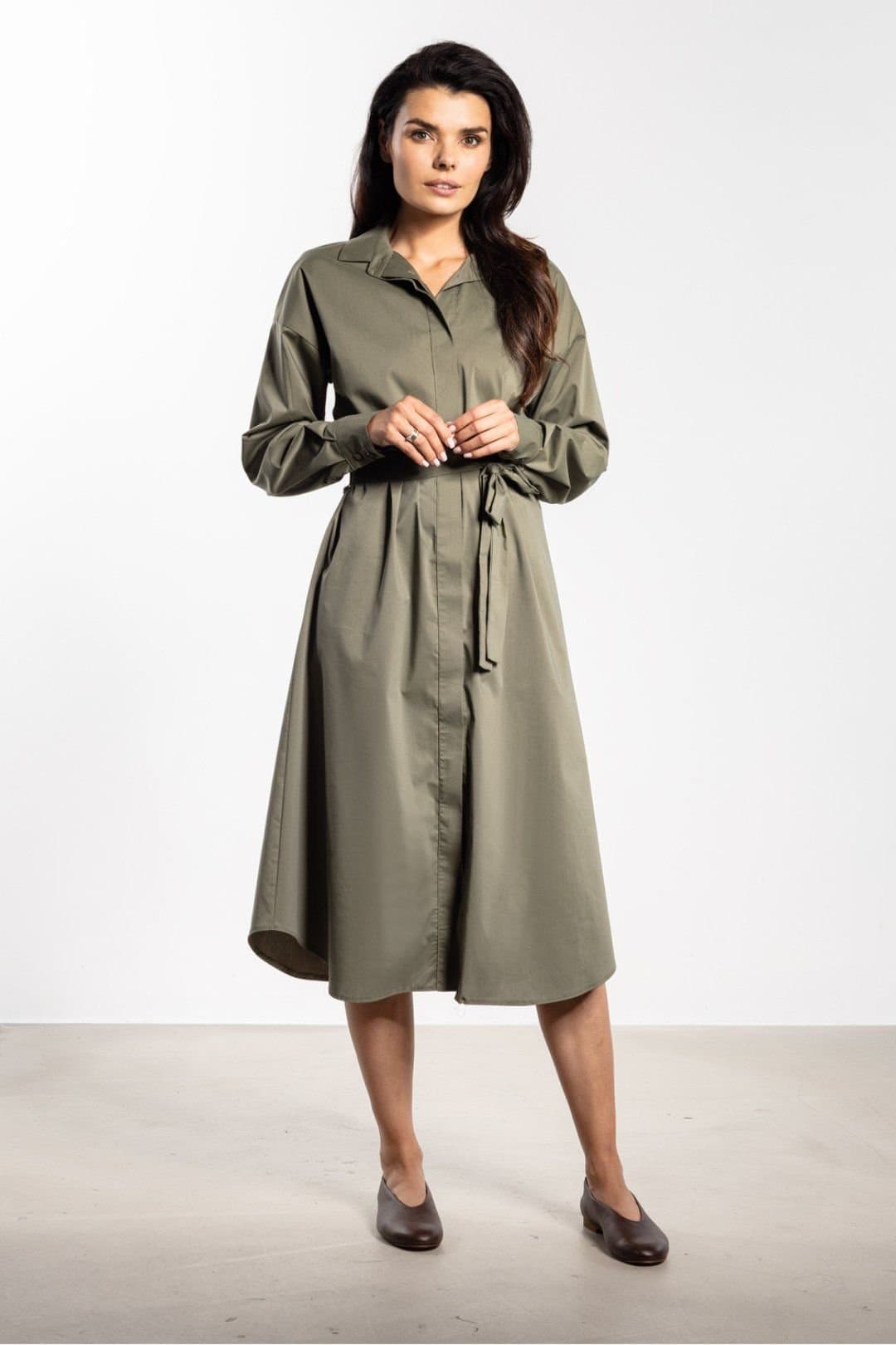Love Lace Love Lace Women's Belted Shirt Style Midi Button Dress in Green