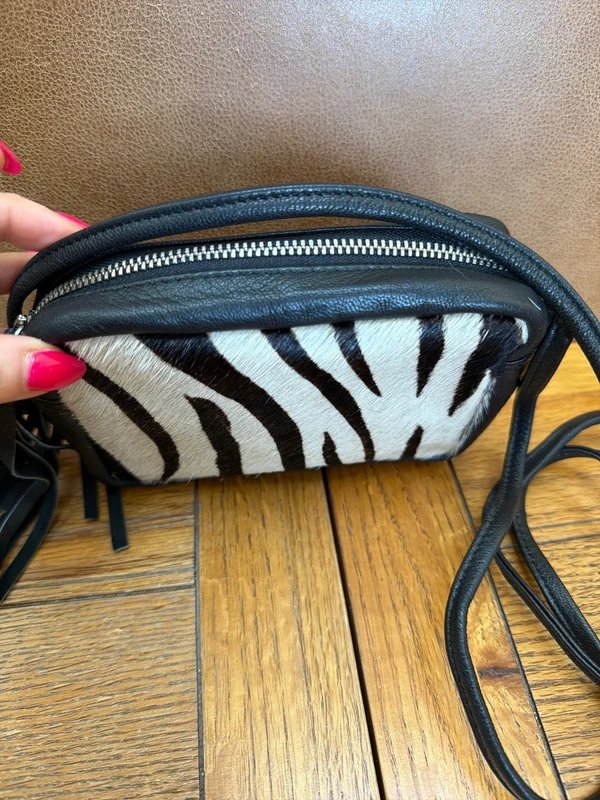 ASOS Asos full leather mini crossbody bag. New unused. Black with zebra design - 1