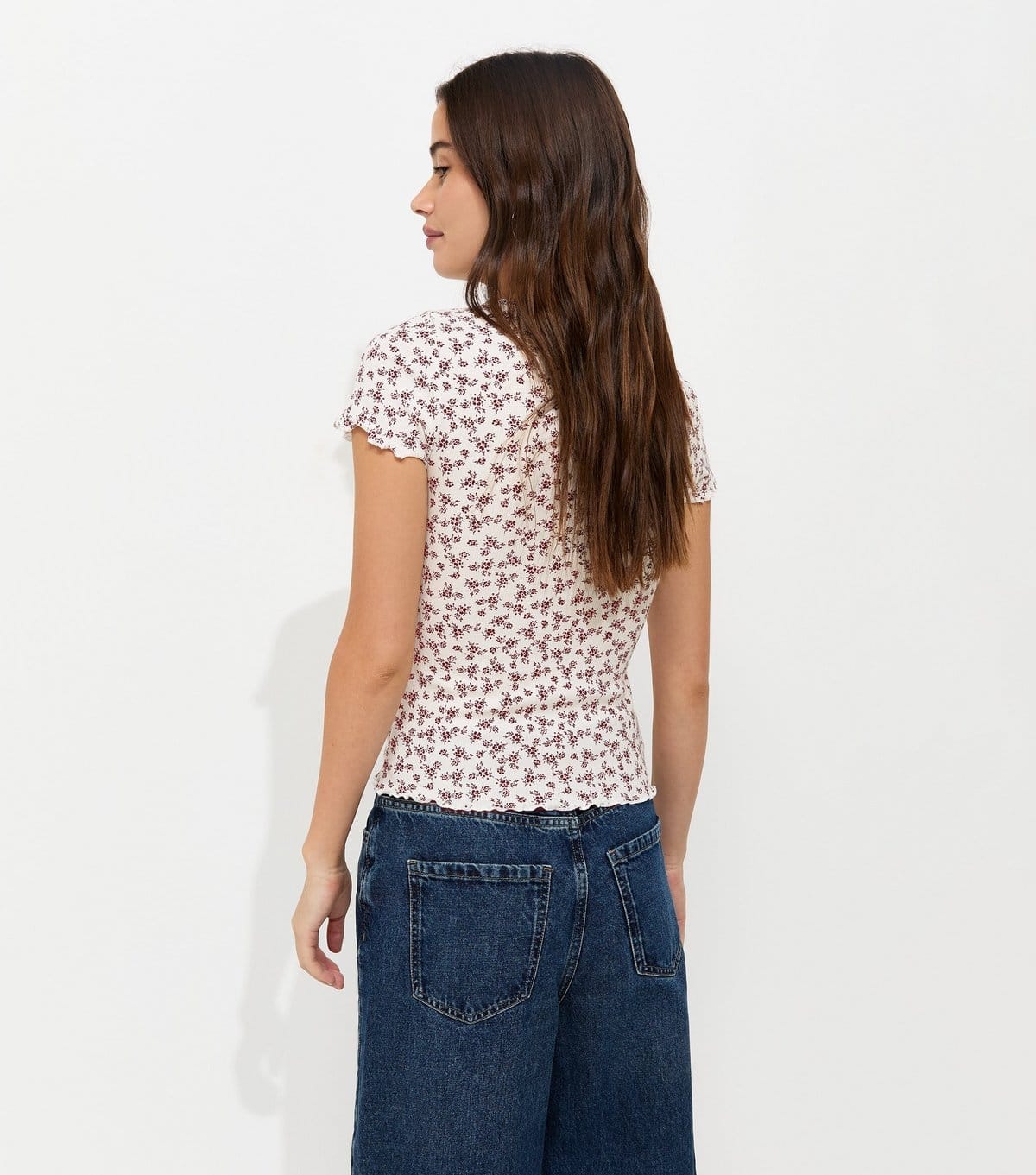 New Look Women's Cream Cotton Rich Floral Ribbed Babylock T-Shirt New Look - 4