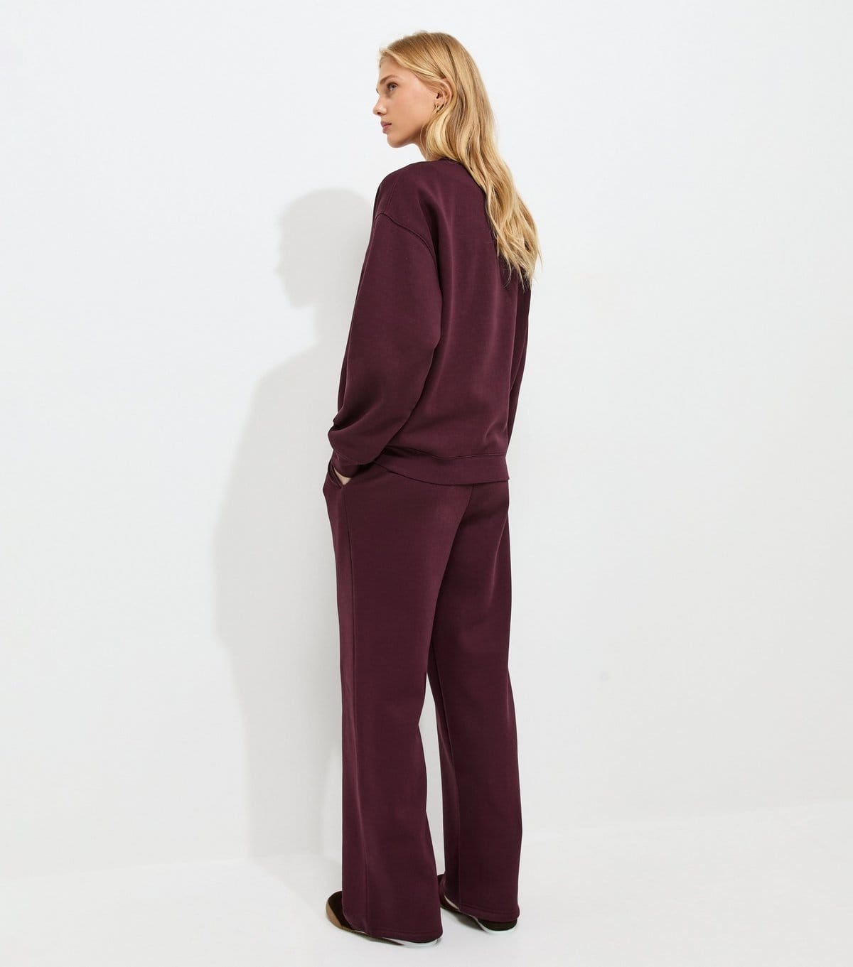 New Look Women's Dark Burgundy Cotton Rich Relaxed Sweatshirt New Look - 4