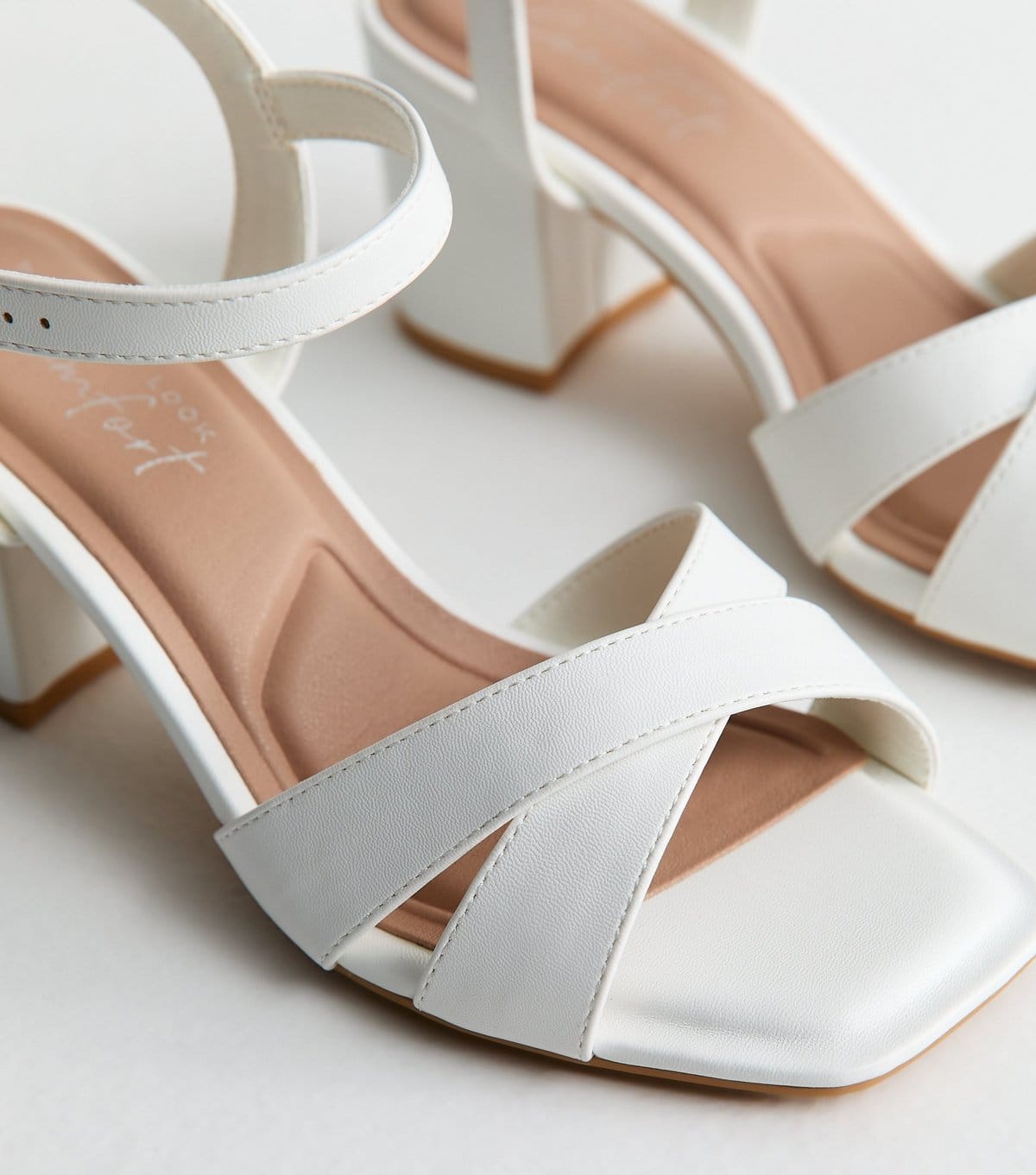 New Look Women's Wide Fit White Faux Leather Block Heel Sandals Vegan New Look - 4