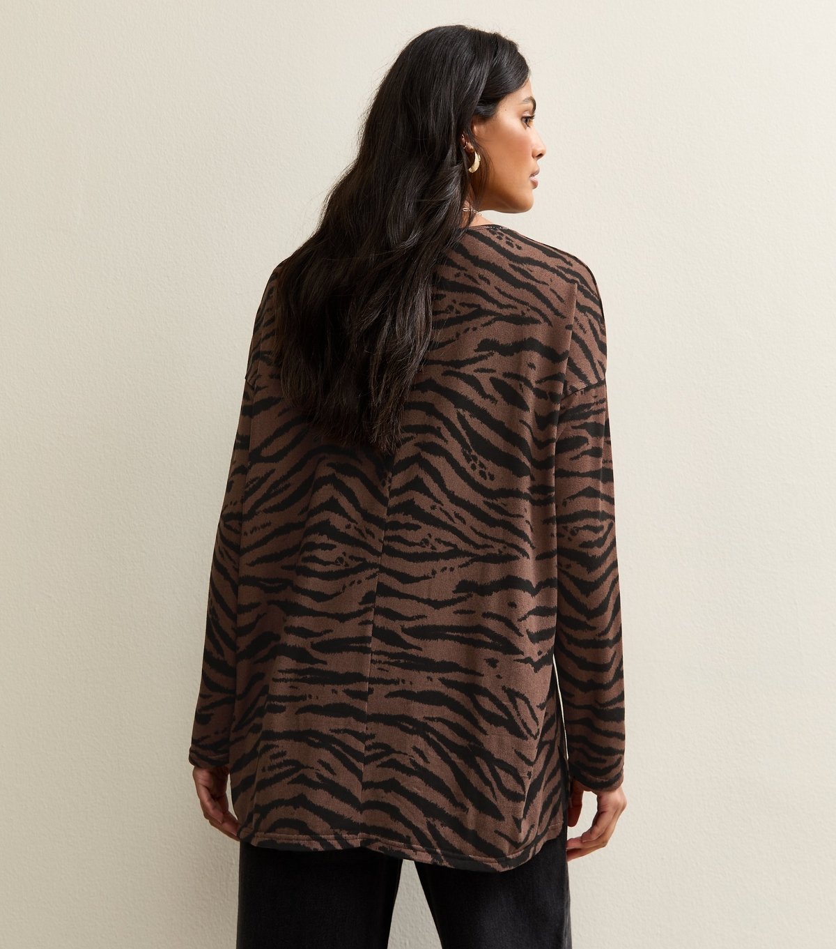New Look Women's Brown Soft Touch Tiger Print Top New Look - 4