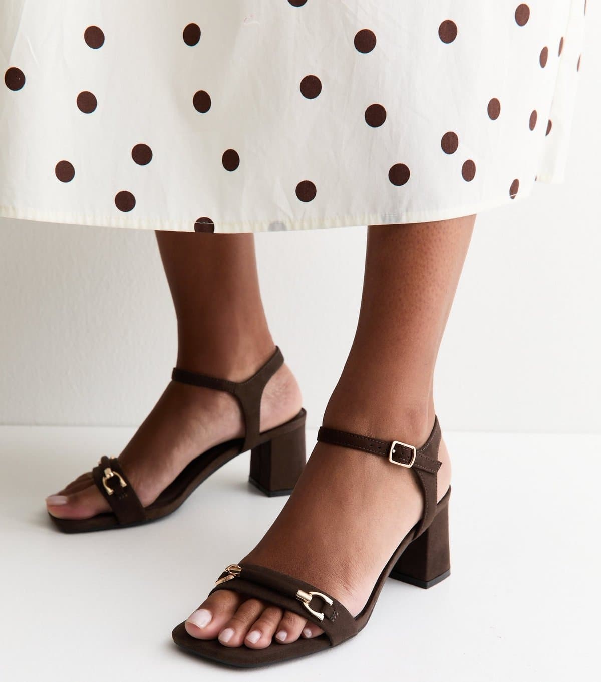 New Look Women's Dark Brown Faux Suede Horsebit Detail Block Heel Sandals Vegan New Look